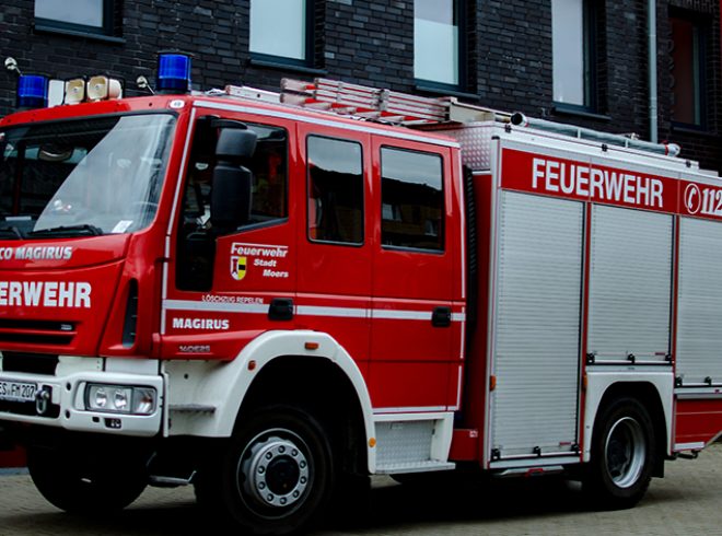 Feuerwehrfahrzeug HLF20 Feuerwehr Moers