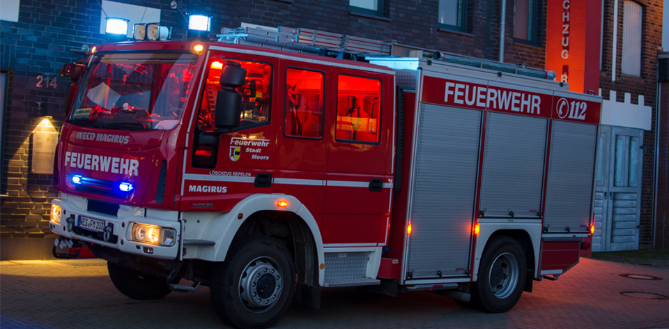 Feuerwehrfahrzeug Feuerwehr Moers